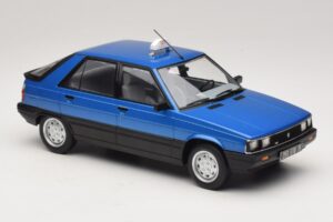 Renault 11 GTL Taxi James Bond MCG 1:18 MCG18833 Metāls — attēls 4 no 6