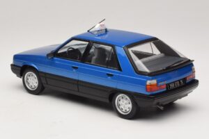 Renault 11 GTL Taxi James Bond MCG 1:18 MCG18833 Metāls — attēls 5 no 6
