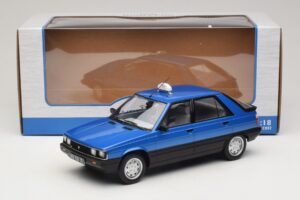 Renault 11 GTL Taxi James Bond MCG 1:18 MCG18833 Metāls — attēls 6 no 6