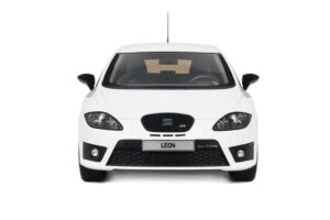 SEAT Leon Cupra R Mk2 Balts Otto 1:18 OT1332 Sveķi — attēls 4 no 5