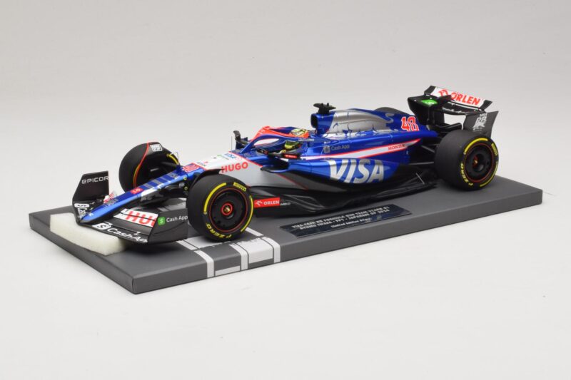 Visa Cash App RB VCARB 01 A. Iwasa FP1 Japanese GP 2024 Minichamps 1:18 117240440 Sveķi