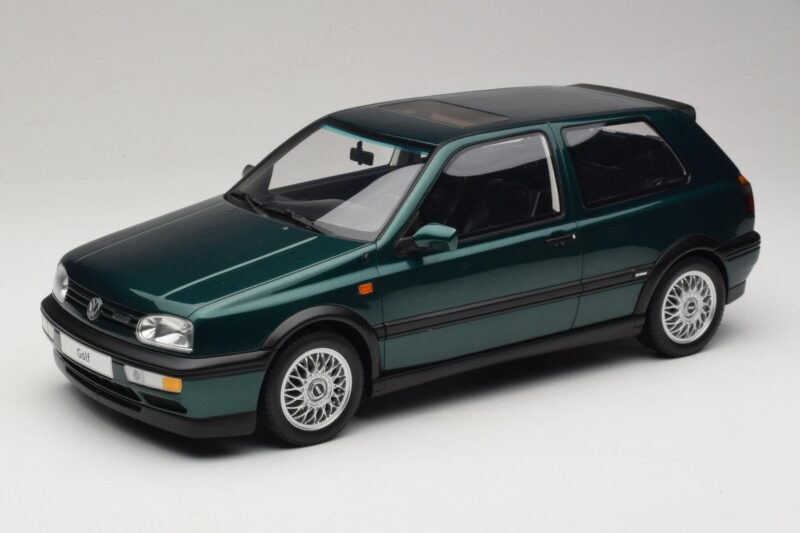 Volkswagen Golf Mk3 VR6 Carat Dragon Green Otto 1:12 G099 Sveķi
