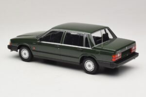 Volvo 740 GL Tumši Zaļš Minichamps 1:18 155171702 Metāls — attēls 5 no 6