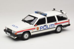 Volvo 740 GL Universāls Politi Norway Minichamps 1:18 155171796 Metāls