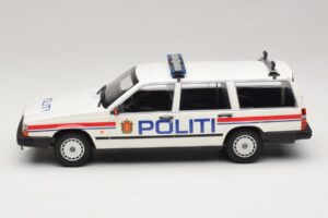 Volvo 740 GL Universāls Politi Norway Minichamps 1:18 155171796 Metāls — attēls 3 no 6