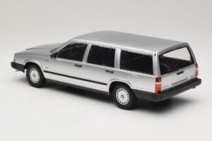 Volvo 740 GL Universāls Sudrabs Minichamps 1:18 155171770 Metāls — attēls 5 no 6