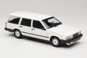 Volvo 740 GL Universāls Balts Minichamps 1:18 155171772 Metāls — attēls 4 no 6