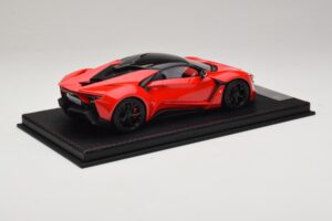 W Motors Fenyr Supersport Sarkans SophiArt 1:18 SA003-06 Sveķi — attēls 2 no 6