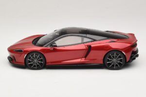McLaren GTS Sarkans GT Spirit 1:18 GT971 Sveķi — attēls 3 no 6