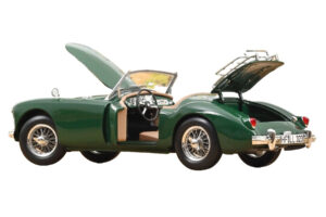 MG MGA British Racing Green Norev 1:18 182610 Metāls — attēls 2 no 5