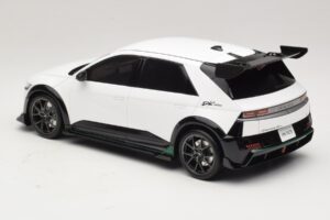 Hyundai Ioniq 5 N DK Edition Atlas White Matt Otto 1:18 OT1227 Sveķi — attēls 5 no 6