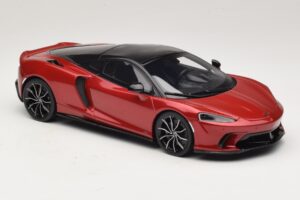 McLaren GTS Sarkans GT Spirit 1:18 GT971 Sveķi — attēls 4 no 6