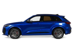 Audi SQ5 FY TFSI Ultra Zils Otto 1:18 OT1281 Sveķi — attēls 3 no 5