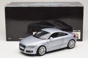 Audi TT 8N Silverblue Metallic Minichamps 1:18 100015020 Metāls — attēls 8 no 8