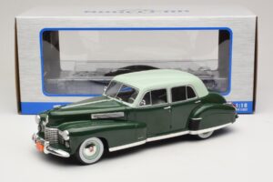 Cadillac Fleetwood Series 60 Special Zaļš MCG 1:18 MCG18657 Metāls — attēls 6 no 6