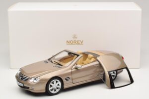 Mercedes SL500 R230 Travertine Beige Norev 1:18 183843 Metāls — attēls 9 no 9