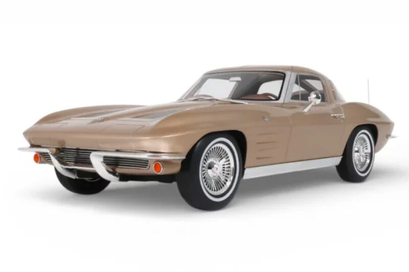 Chevrolet Corvette C2 Sting Ray Saddle Tan GT Spirit 1:12 Chevrolet Corvette C2 Sting Ray Saddle Tan GT Spirit 1:12 GT1004 Sveķi