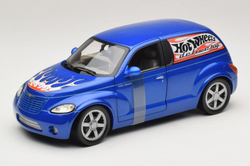 Chrysler PT Cruiser Piegāde Zils Hot Wheels 1:18 29616 Metāls