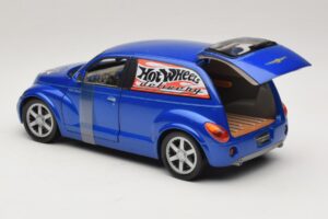 Chrysler PT Cruiser Piegāde Zils Hot Wheels 1:18 29616 Metāls — attēls 4 no 7