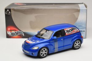 Chrysler PT Cruiser Piegāde Zils Hot Wheels 1:18 29616 Metāls — attēls 7 no 7
