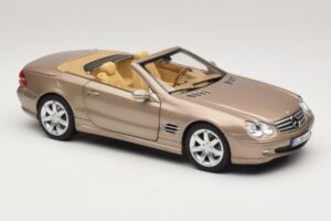 Mercedes SL500 R230 Travertine Beige Norev 1:18 183843 Metāls — attēls 7 no 9