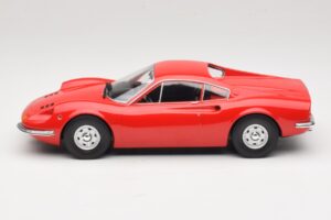 Ferrari Dino 246 GT Sarkans MCG 1:18 MCG18359 Metāls — attēls 3 no 6