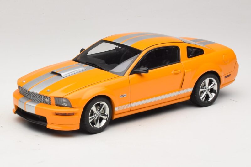 Ford Mustang GT S197 Grabber Orange Metallic AUTOart 1:18 73117-A1 Metāls
