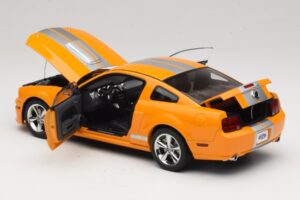 Ford Mustang GT S197 Grabber Orange Metallic AUTOart 1:18 73117-A1 Metāls — attēls 5 no 8