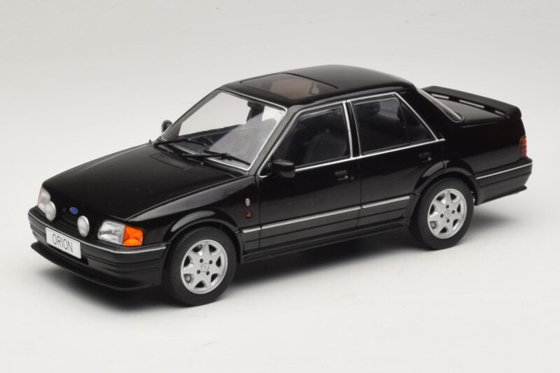 Ford Orion Mk2 RS Package Melns MCG 1:18 MCG18649 Metāls