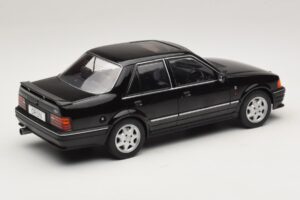 Ford Orion Mk2 RS Package Melns MCG 1:18 MCG18649 Metāls — attēls 2 no 6