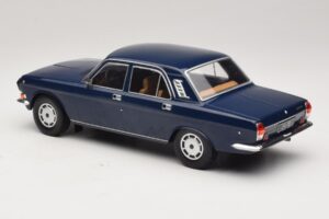 GAZ Volga GAZ-24-10 Tumši Zils MCG 1:18 MCG18014 Metāls — attēls 5 no 6