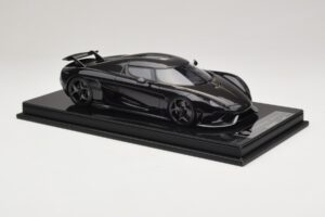 Koenigsegg Regera Melns Oglekļa Šķiedras Pakete FrontiArt 1:18 F079-179 Sveķi — attēls 4 no 7