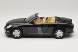 Lexus SC430 Kabriolets Melns Motormax 1:18 73119 Metāls — attēls 3 no 6