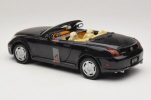 Lexus SC430 Kabriolets Melns Motormax 1:18 73119 Metāls — attēls 5 no 6