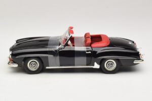 Mercedes 190 SL W121 Roadsters Melns ERTL 1:18 7464 Metāls — attēls 3 no 6