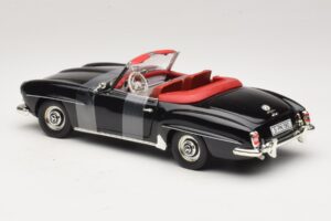 Mercedes 190 SL W121 Roadsters Melns ERTL 1:18 7464 Metāls — attēls 5 no 6