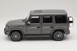 Mercedes G-Class W465 Classic Grey Norev 1:18 183035 Metāls — attēls 3 no 6
