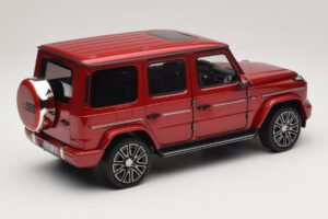 Mercedes G-Class W465 Hyacinth Red Norev 1:18 183037 Metāls — attēls 2 no 6