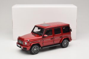 Mercedes G-Class W465 Hyacinth Red Norev 1:18 183037 Metāls — attēls 6 no 6