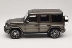 Mercedes G-Class W465 Indium Grey Norev 1:18 183036 Metāls — attēls 3 no 6