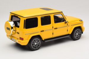 Mercedes G-Class W465 Sun Yellow Norev 1:18 183038 Metāls — attēls 2 no 6