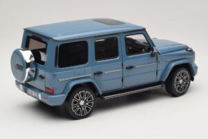 Mercedes G-Class W465 Vintage Blue Norev 1:18 183034 Metāls — attēls 2 no 6