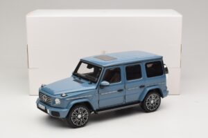 Mercedes G-Class W465 Vintage Blue Norev 1:18 183034 Metāls — attēls 6 no 6