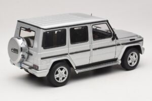 Mercedes G500 W463 LWB Dīlera Izdevums Sudrabs AUTOart 1:18 B66962142 Metāls — attēls 3 no 8