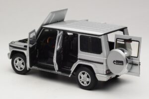 Mercedes G500 W463 LWB Dīlera Izdevums Sudrabs AUTOart 1:18 B66962142 Metāls — attēls 5 no 8
