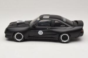 Opel Manta B Custom Matēts Melns Kenwood MCG 1:18 MCG18095 Metāls — attēls 3 no 6