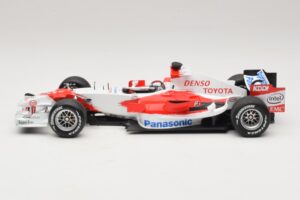 Panasonic Toyota Racing TF106 #11 J. Trulli 2006 Minichamps 1:18 AM59558L Metāls — attēls 3 no 7