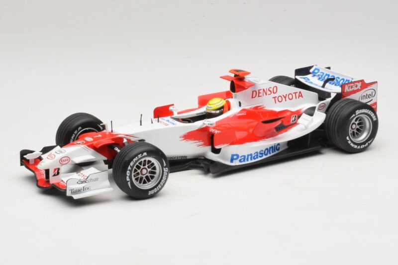 Panasonic Toyota Racing TF106 #12 R. Schumacher 2006 Minichamps 1:18 AM59557K Metāls