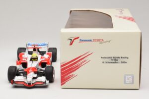 Panasonic Toyota Racing TF106 #12 R. Schumacher 2006 Minichamps 1:18 AM59557K Metāls — attēls 6 no 7