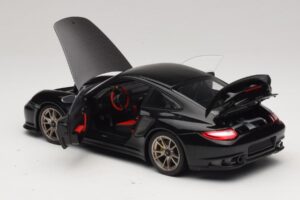 Porsche 911 997 GT2 RS Melns Minichamps 1:18 100069401-O Metāls — attēls 5 no 8